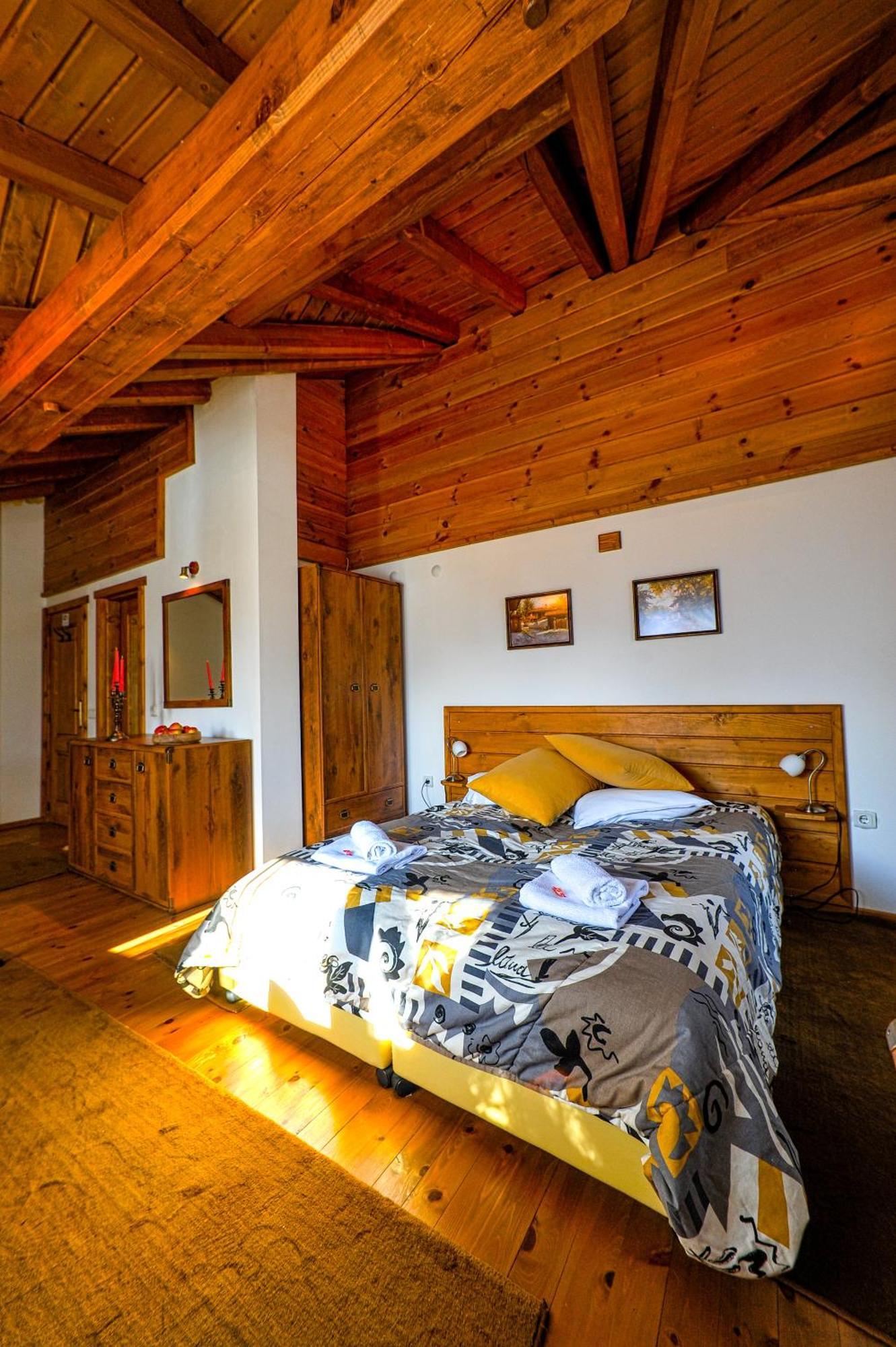 Family Hotel Dzhangal Bansko Bagian luar foto